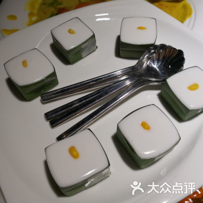 大腿粗的女人 只管不要穿牛仔裤 学海清这样穿 老娘天下最美:panda sports(图3) 熊猫体育