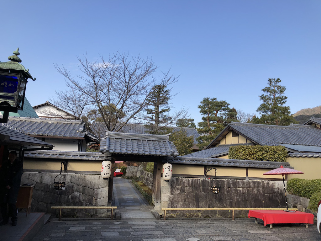 马刺横扫小牛创纪录 米尔斯26+6邓肯轰20+15【熊猫体育】(图2) 熊猫体育