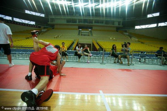 《妻子的浪漫旅行》张杰曝谢娜计划要二胎 曾靠药物助眠“熊猫体育”(图3) panda sports