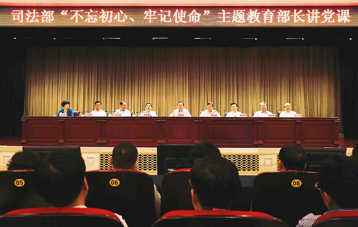 《你好旧时光》乔帮主睡梦中去世 奔奔米乔上演面具吻_xiongmao体育(图4) xiongmao体育